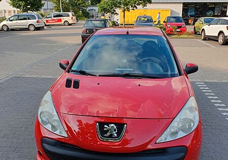 Peugeot 206 1.4 75 - TüV neu, 8fach Bereifung