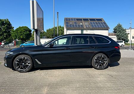BMW 530d xDrive Touring A -