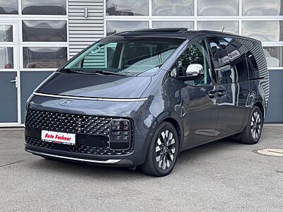 Hyundai Staria Signature 4WD Vollausstattung Pano 360°