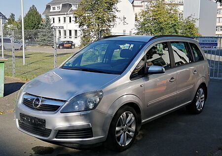 Opel Zafira B Edition