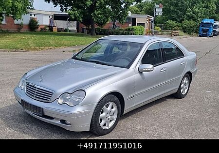 Mercedes-Benz C 180 ELEGANCE WENIG KM