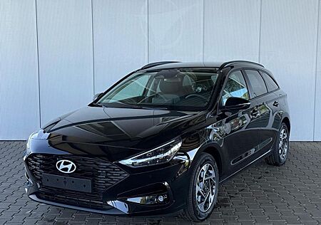Hyundai i30 WG FL 1,5 T-GDI FAMILY 6MT 140 PS / Navi ...