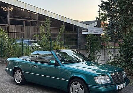 Mercedes-Benz E 220 FINAL EDITION Cabrio