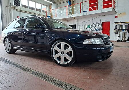 Audi S4 2.7 quattro Avant