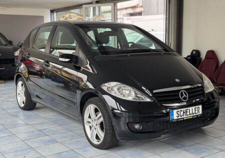 Mercedes-Benz A 150 /ALU/4-Türer/SitzHeizung/TÜV-NEU/