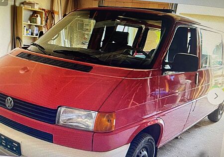 VW T4 Caravelle Volkswagen 2.4 D lang Feuerwehr, echte Kilomet