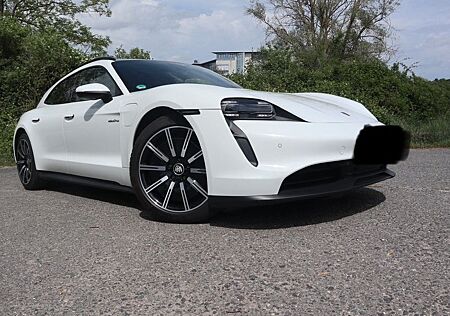 Porsche Taycan Sport Turismo / 8 fach bereift / 36.000km