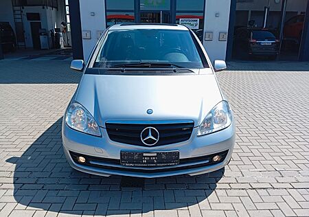 Mercedes-Benz A 180 BlueEfficiency ,2XALU,SZH,EU5,SERV/TÜV NEU