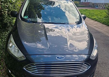 Ford C-Max 1,5 EcoBoost 110kW Titanium Titanium