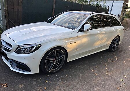 Mercedes-Benz C 63 AMG C63 AMG Garantie 8fach Burmester Memory 360