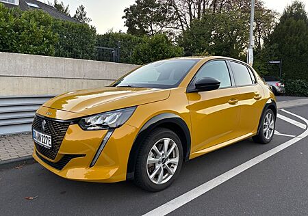 Peugeot e-208 136 Allure+ Allure+