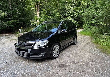 VW Touran Volkswagen 2.0 TDI DPF Highline Highline