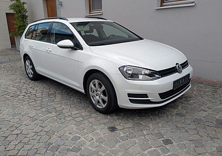 VW Golf Volkswagen 1.2 TSI Trendline Variant Trendline