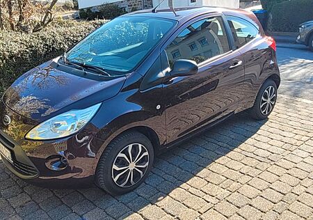 Ford Ka /+ 1,2 Ambiente Unfallfrei 2. Hand 87.100 KM