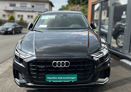 Audi Q8 55 TFSI e quattro
