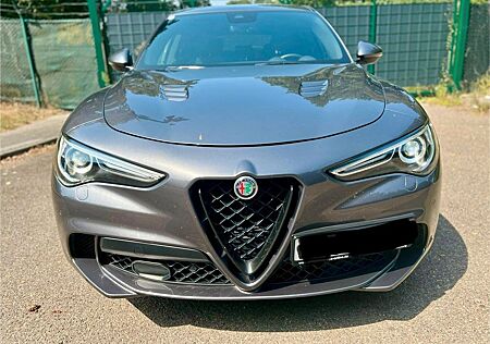 Alfa Romeo Stelvio 2.9 Bi-T. V6 375kW Quadrifoglio AT8-...