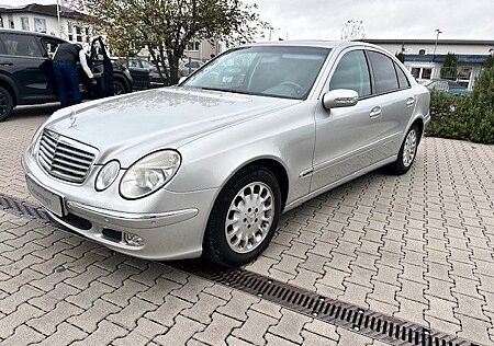 Mercedes-Benz E 220 CDI/Elegance/Leder/Schiebedach/EURO4/2.Han