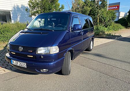 VW T4 Caravelle gebraucht kaufen VW T4 Caravelle Volkswagen 2,5-l-Diesel TDI 111kW Standard