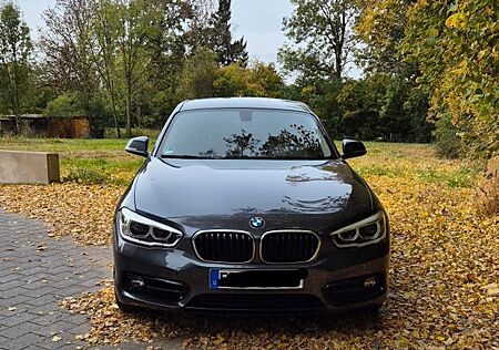 BMW 118i Sport Line | LED | Navi | PDC