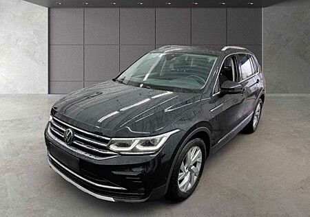 VW Tiguan Volkswagen Elegance 2.0TDI DSG/MATRIX/PANO/RCAM