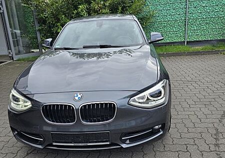 BMW 118i Sport Line