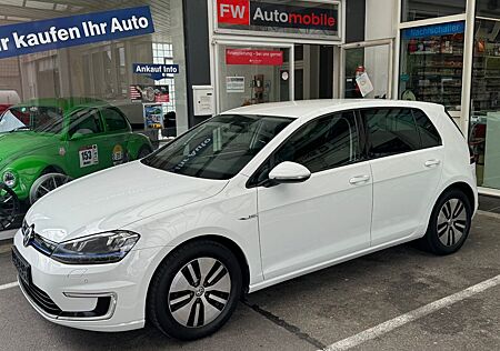 VW Golf Volkswagen e- Wärmepumpe Navi ACC LED CCS Schnellladen