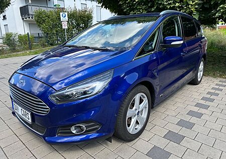 Ford S-Max Titanium AWD*7 SITZE*LED*NAVI*ACC