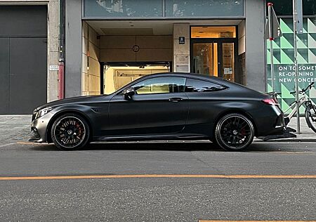 Mercedes-Benz C 63 AMG Mercedes-AMG C 63 S Autom. Mercedes...