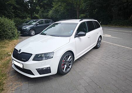 Skoda Octavia 2.0 TSI RS Combi RS