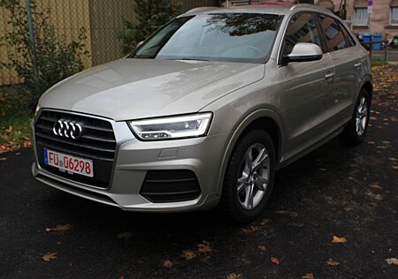 Audi Q3 2.0 TDI S-Tronic sport quattro LED AHK