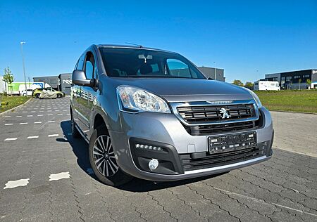 Peugeot Partner TEPPE,5SITZE,KLIMA,PDC,TEMPOMA