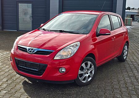 Hyundai i20 1.4 CRDi Style Klima Sitzheizung Tempomat