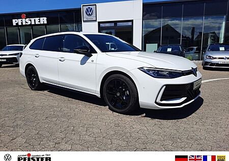VW Passat Variant Volkswagen 4Motion R-Line Black Styl AHK uvm