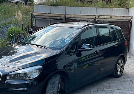 BMW 2er 220 Gran Tourer 220d xDrive Steptronic Sport...