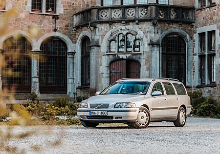 Volvo V70 2.4 Comfort - Fahrtauglich aber Ölverlust