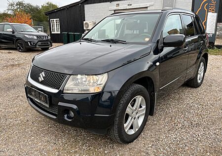 Suzuki Grand Vitara 2.0 Comfort Automatik