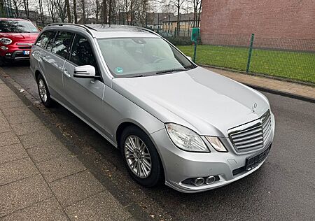 Mercedes-Benz E 220 CDI T BlueEFFIC. ELEGANCE*NAVI*ALU*