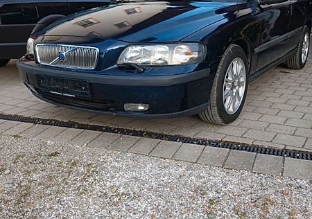 Volvo V70 T5 mit 270 PS 2hd Sammlerzustand!