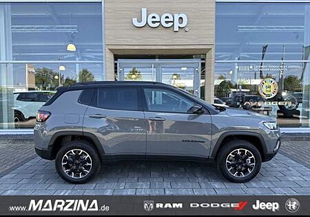 Jeep Compass 4xe High Upland Pano Allrad Panorama Nav