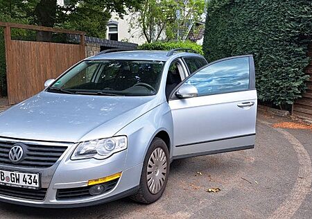 VW Passat Variant Volkswagen 2.0 TDI Comfortline Variant C...
