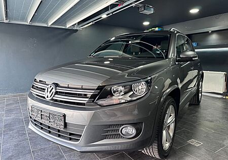 VW Tiguan Volkswagen Lounge Sport & Style BMT / 1 Hand /Kamera