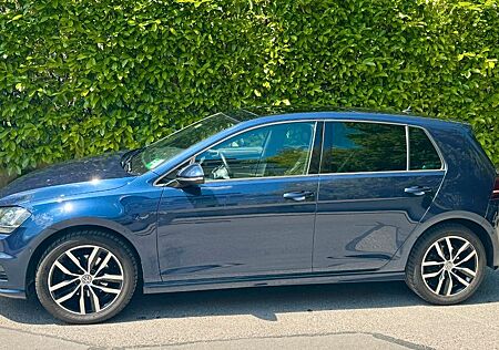 VW Golf Volkswagen 2.0 TSI BMT GTI *Vollausgestattet*
