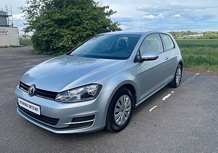 VW Golf Volkswagen VII Lim. Trendline BMT