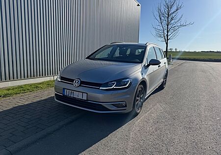 VW Golf Volkswagen VII 1.6 TDI SCR DSG Comfortline Variant TOP