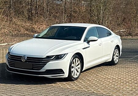 VW Arteon Volkswagen 2.0 TDI