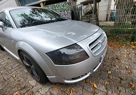 Audi TT Coupe 1.8T -