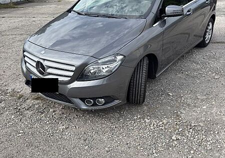 Mercedes-Benz B 180 CDI