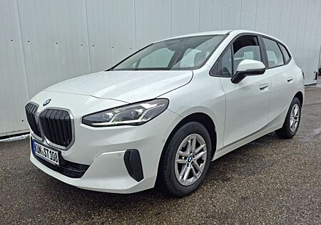 BMW 218 2 Active Tourer d Navi Kamera