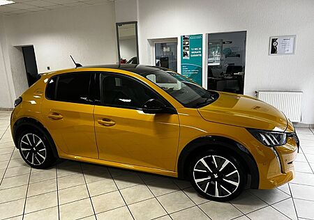 Peugeot 208 GT-Line Navi CarPlay LED Panorama Kamera