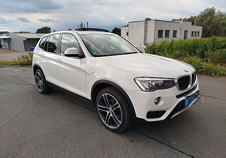 BMW X3 xDrive20d mit M-Sport 20" Felgen